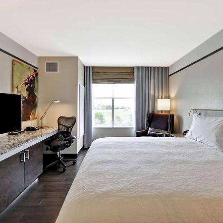 Hilton Garden Inn Detroit Troy Ngoại thất bức ảnh