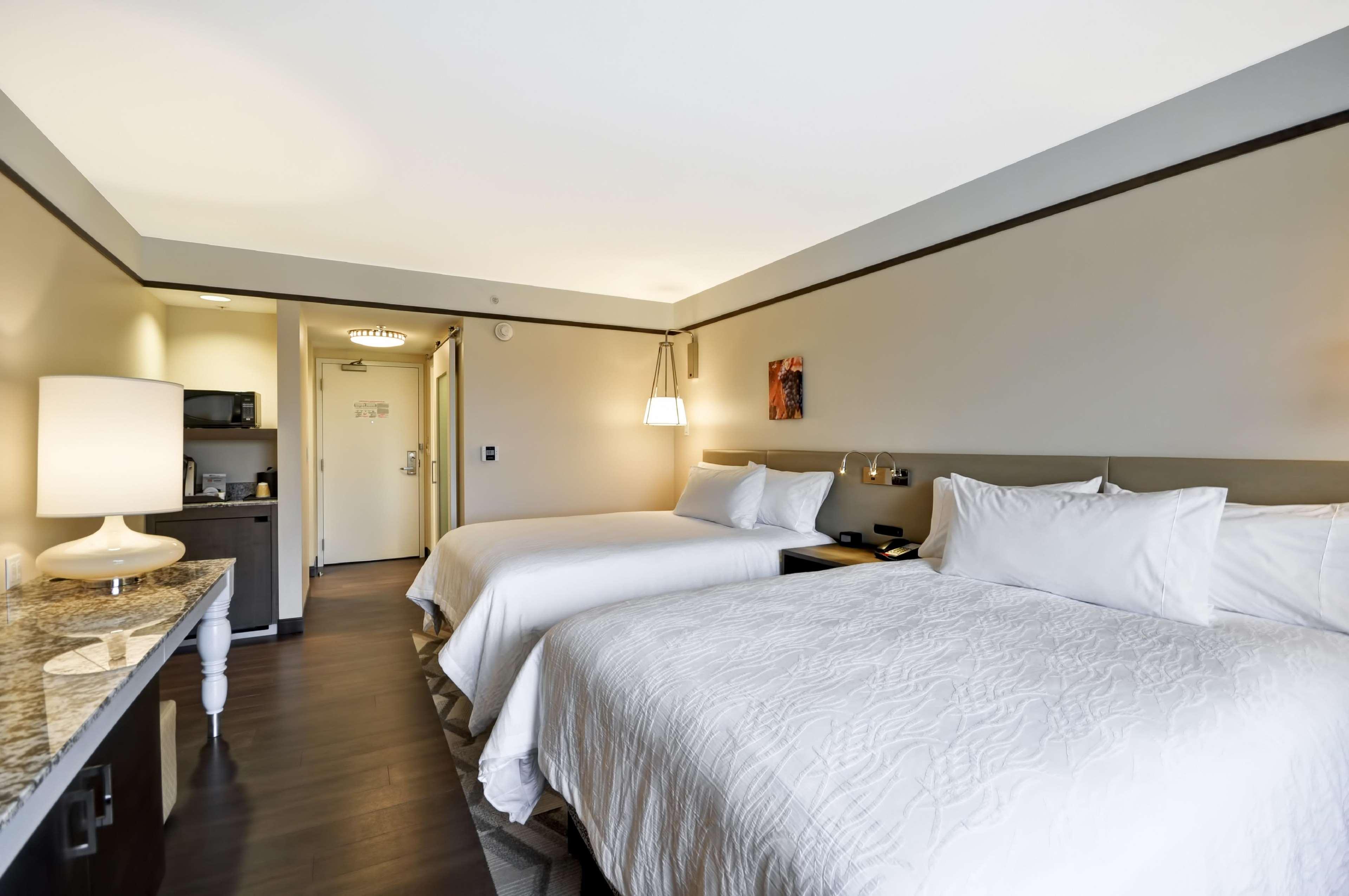 Hilton Garden Inn Detroit Troy Ngoại thất bức ảnh