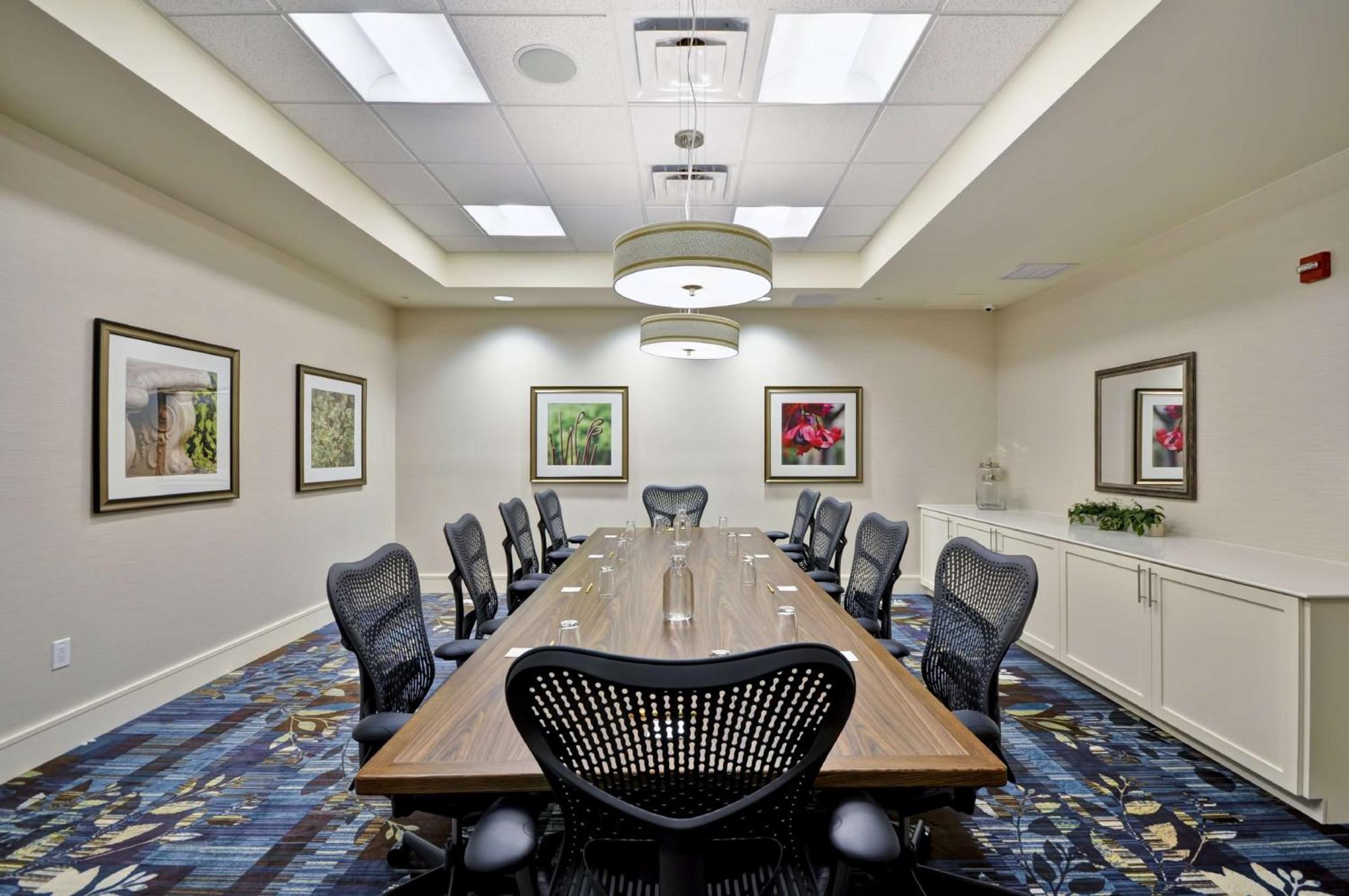 Hilton Garden Inn Detroit Troy Ngoại thất bức ảnh