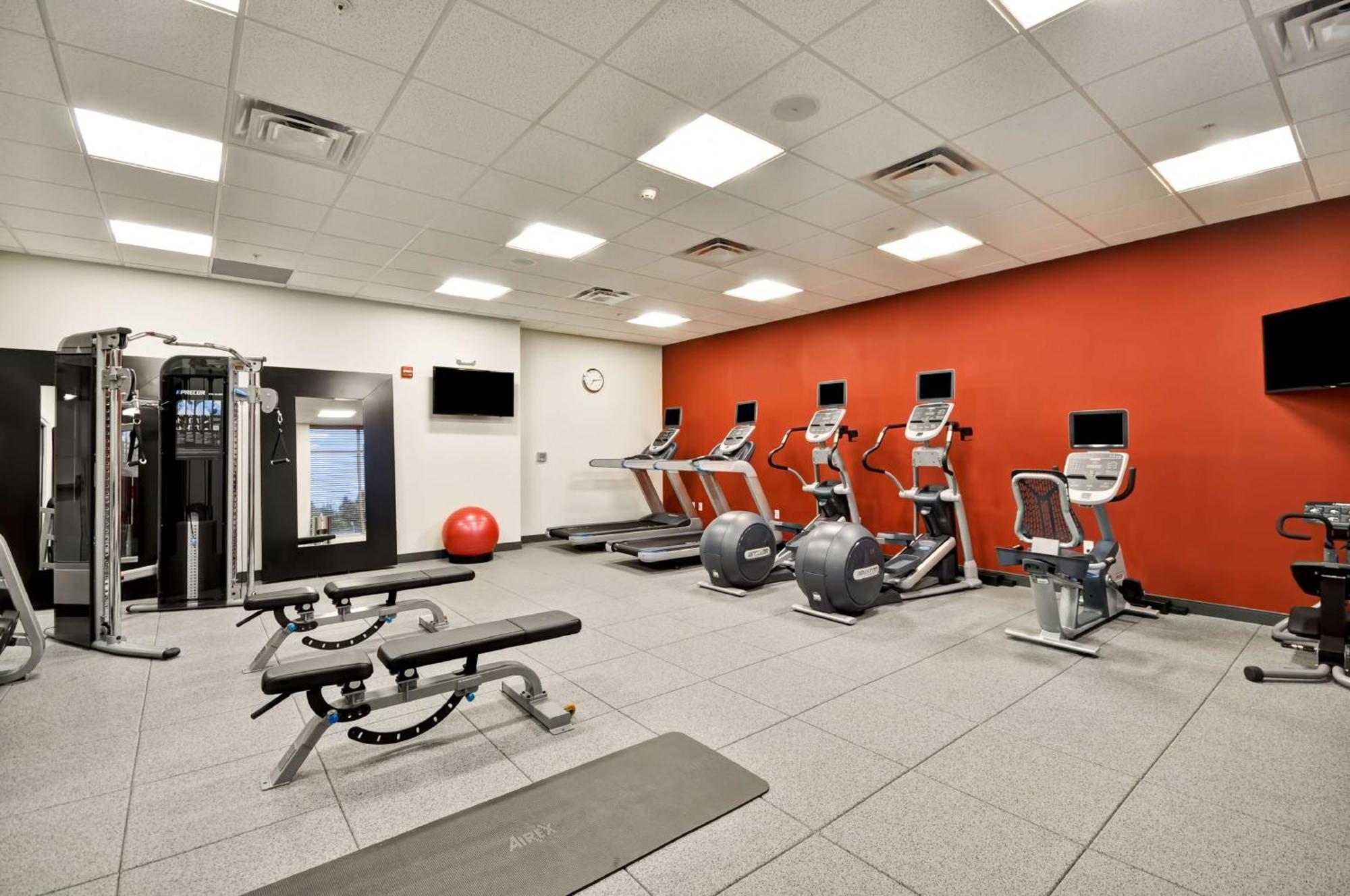 Hilton Garden Inn Detroit Troy Ngoại thất bức ảnh