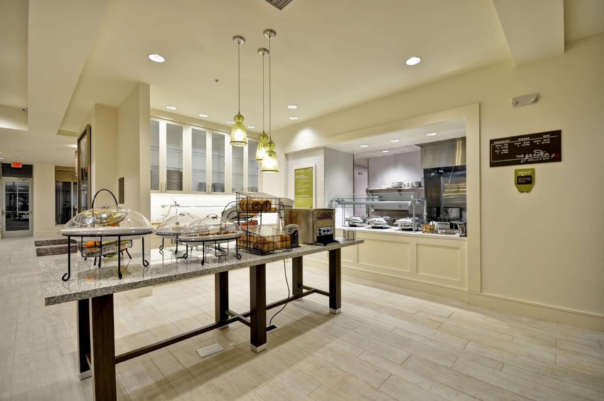 Hilton Garden Inn Detroit Troy Ngoại thất bức ảnh